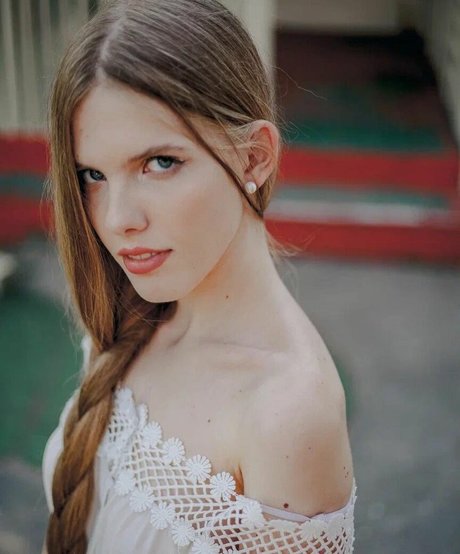 Eva Gevorgyan star top img