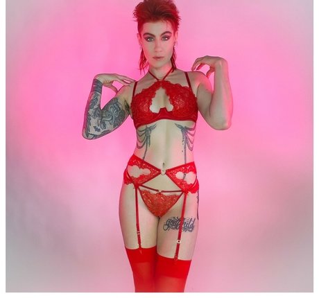 CBG19 erotic star image