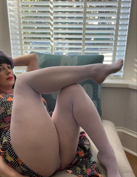 loveitwithlynsey model nude pictures