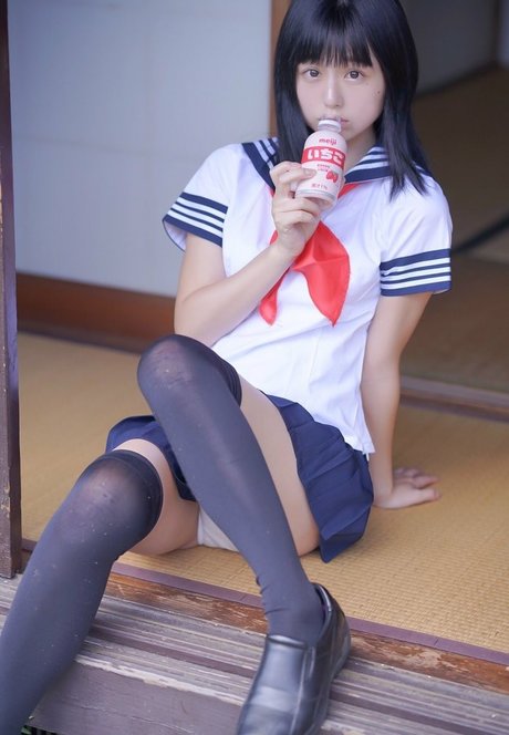 kurita__emi model erotic images