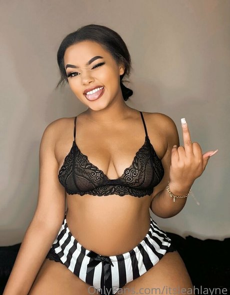 Leah Layne perfect pornstar images