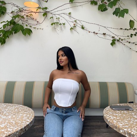 yoga onlyfans free pic