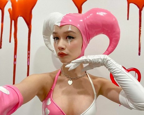 Paige Searcy model pornographic photos