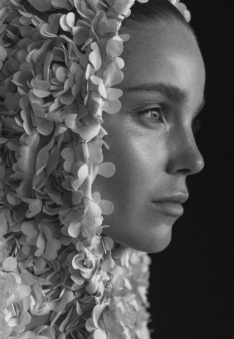 Pauline Schuller beautiful model images