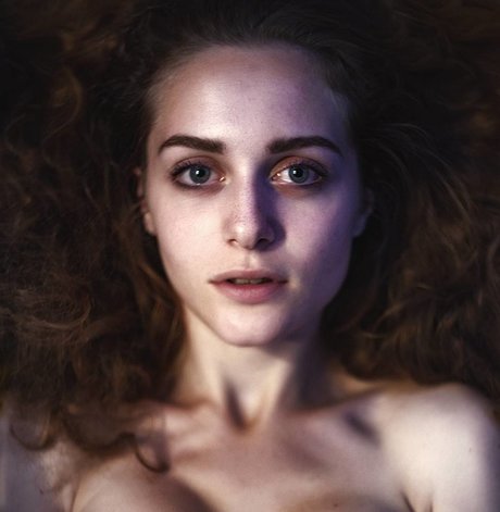 Ave Maria model adult picture