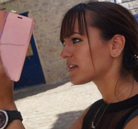 Angela Doxa nude actress image