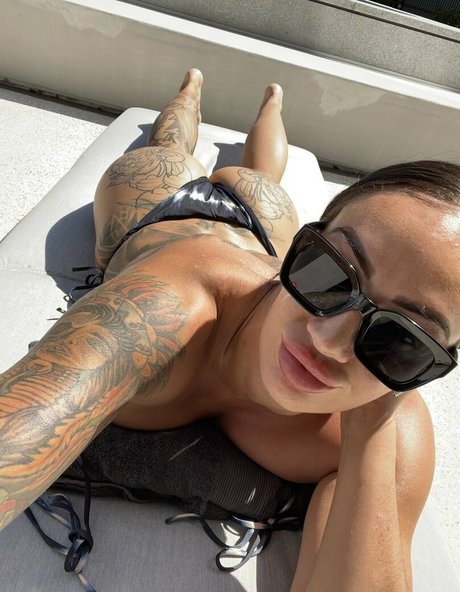 HyIey Vernon star art pic