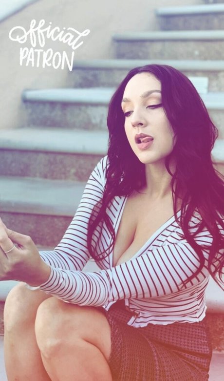 TheBeatleBabe sexy actress img