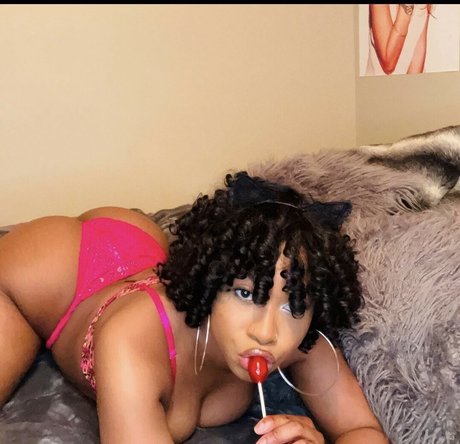 Chanelsopretyy star nude gallery