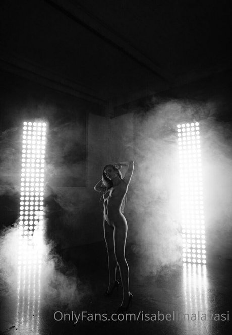 Isabell Malavasi pornstar sex photo