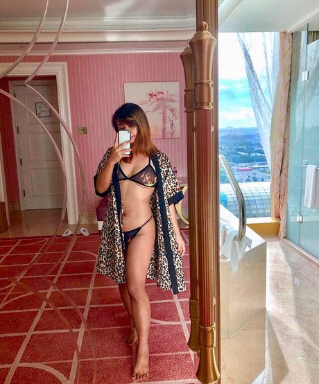 Khayelle Sy model sex archive