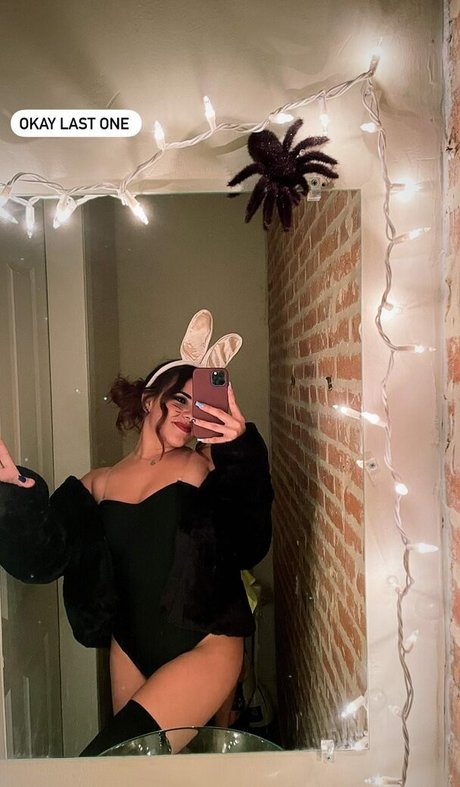 babyspicy21 sex model pic