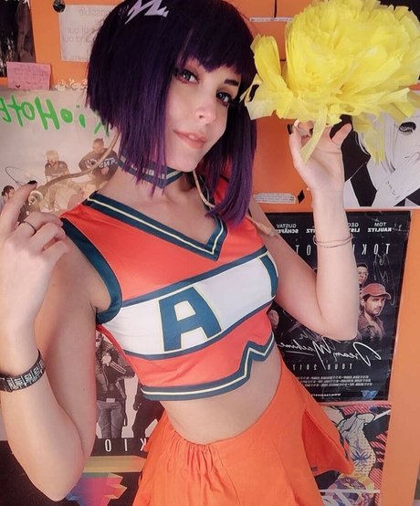 MiikhyDeafening model nude galleries