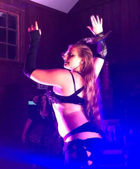 BordeauxBlack star free gallery