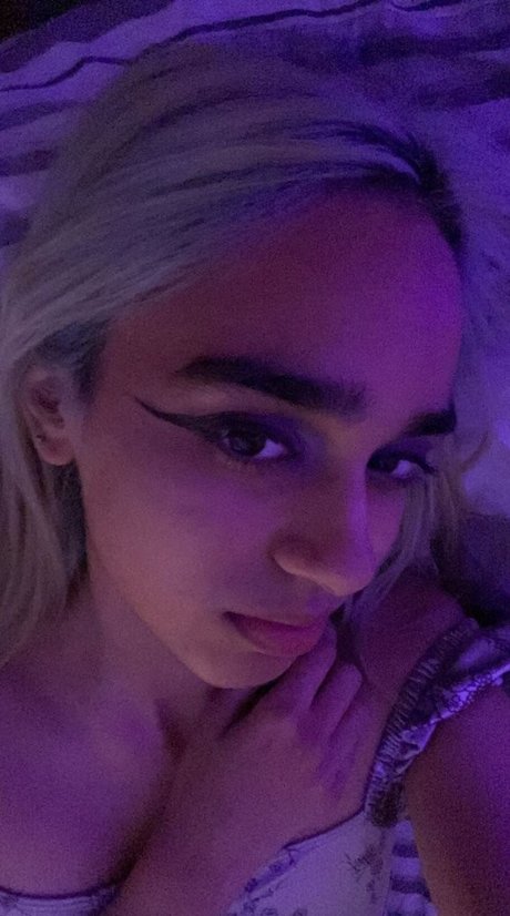 angelsmoonbeam naked model gallery