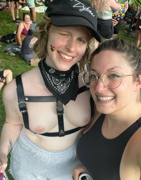 Acvalens model porn archive