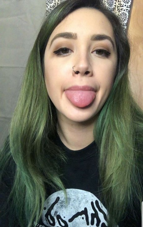 Shandude adult model image