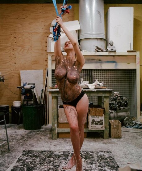 Elle Brittain pornographic model archive