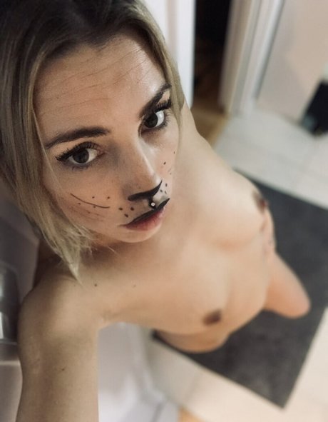 Shana Lane hot star picture