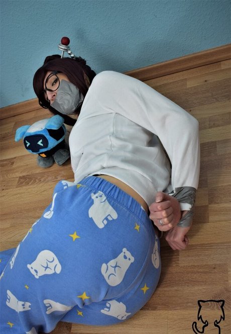 Natsuko Hiragi hot star pics