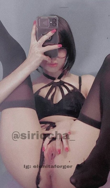 elenitaforger 2 star top pictures