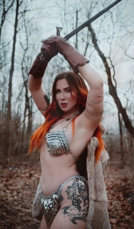 jezebelluxure erotic pornstar pictures