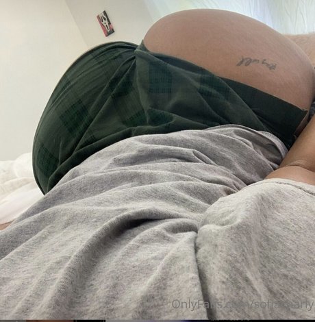 Yohanna Sofia nude actress archive