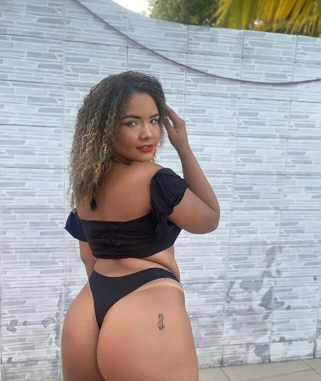 Brenda Kely model xxx image