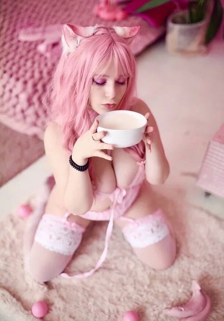 Nika Kotova sexy pornstar gallery