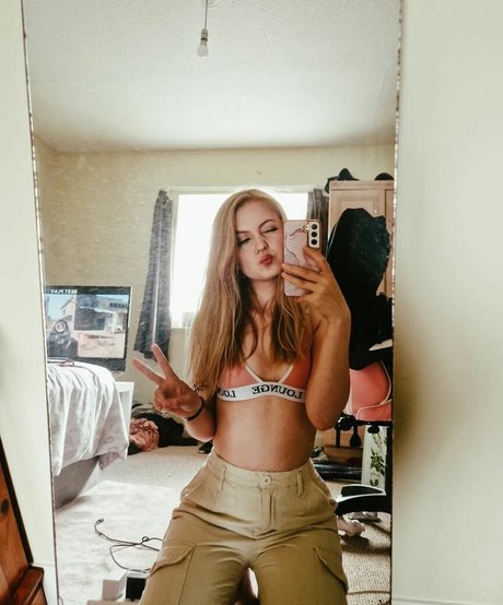 Olivia Tucker top pornstar picture