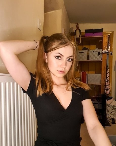 Olivia Tucker model best archive