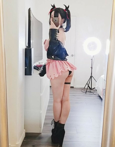 Rinnie Riot nice model picture