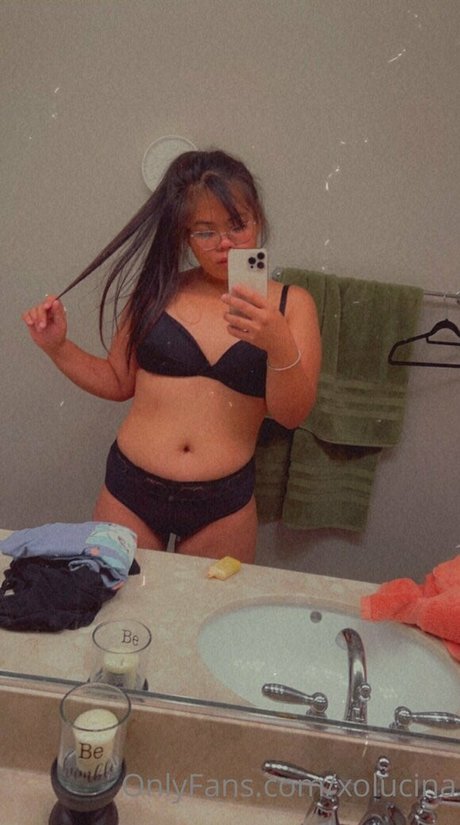 xolucina naked pornstar image