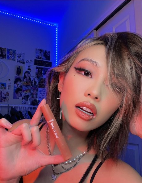 Chael dot nice star galleries