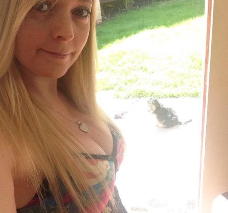 Mistyheaven adult model photos