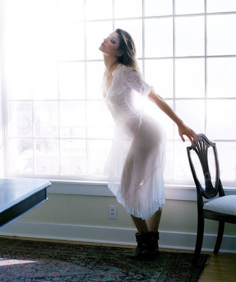 Ivana Milicevic model sexy image