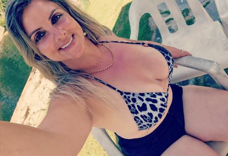 Felina Cris star art photo