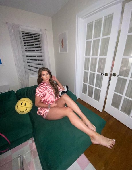 Cali Chase art actress image