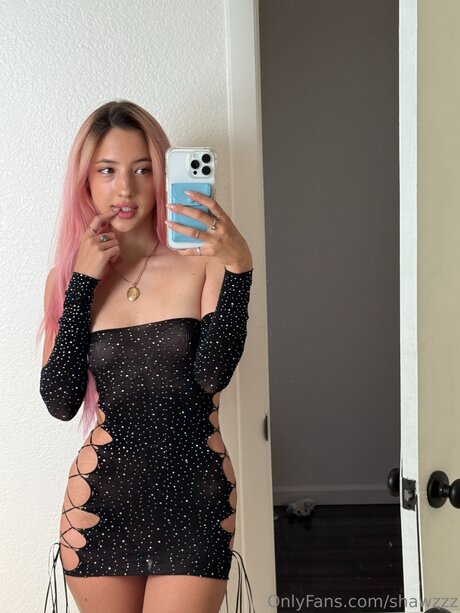 latina shemale onlyfans art naked archive