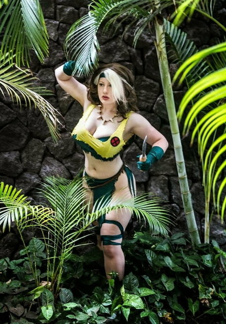 BelleChere pretty pornstar archive