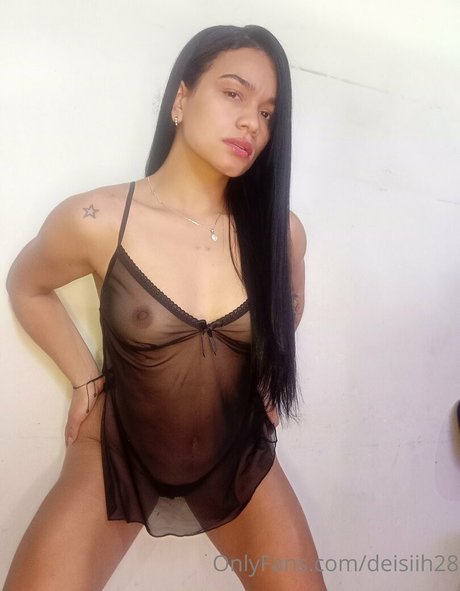 deisiih28 porn model pics