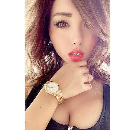 MakiRon star hot photo