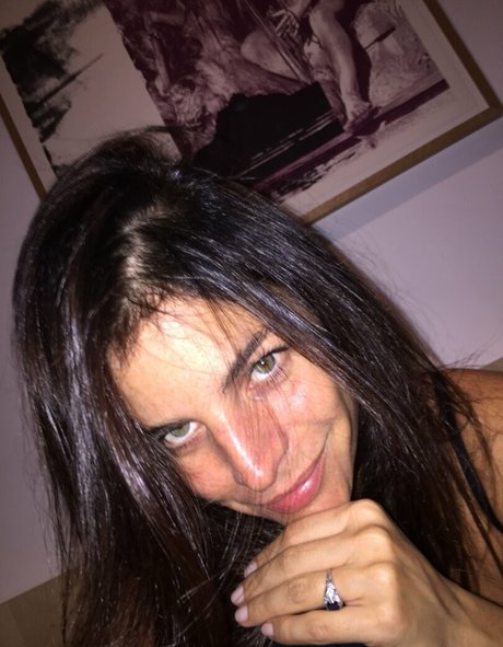 Julia Restoin Roitfeld naked pornstar img