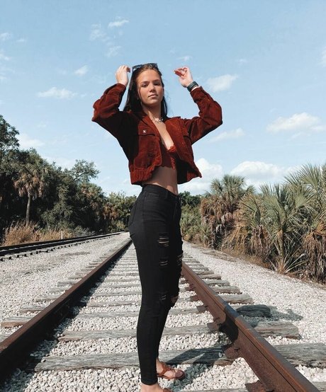 lillyackerman star porn galleries