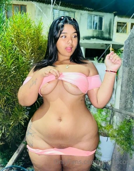 angieacoss hot actress img