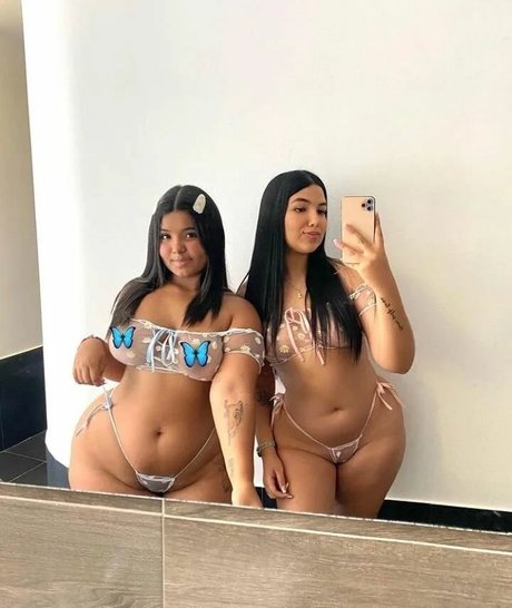 angieacoss exclusive star photo