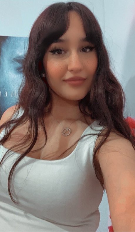 Lazypopa hd actress photo