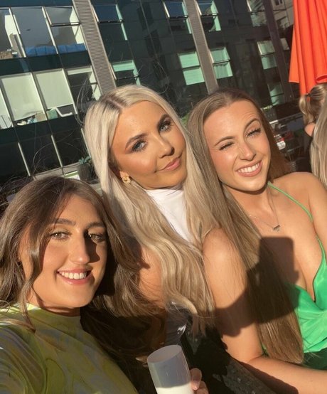 Beth Tucker best actress galleries