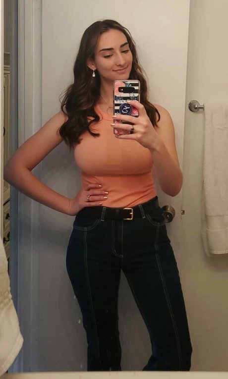 Abigail Shapiro pornographic star pics