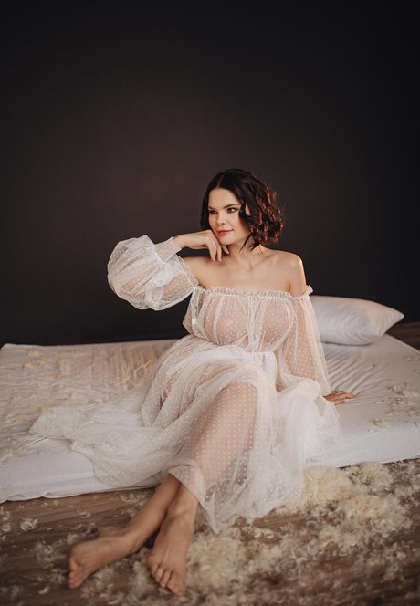 love you to123 art star gallery